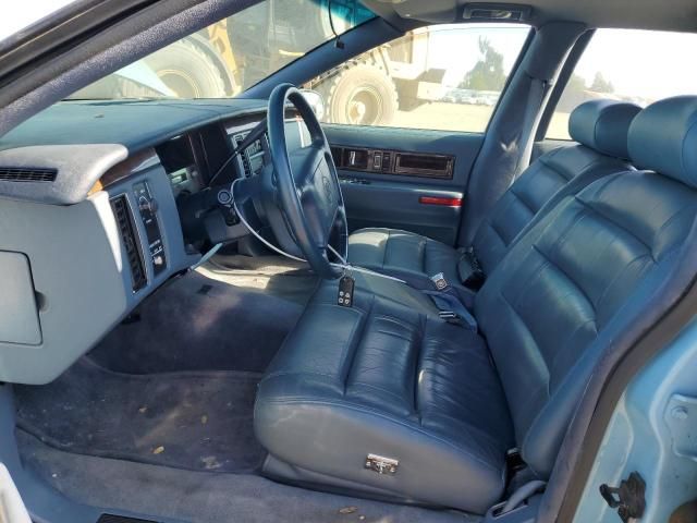 1996 Cadillac Fleetwood Base