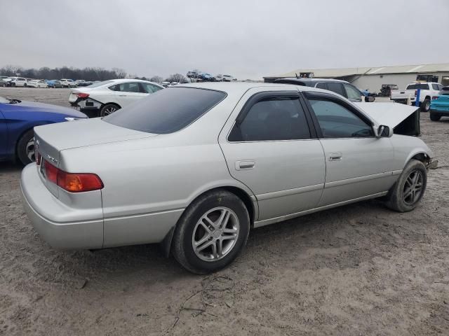 2000 Toyota Camry CE