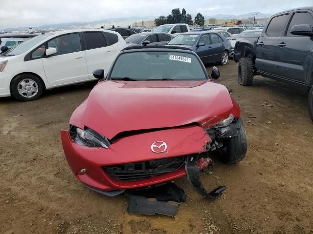 2016 Mazda MX-5 Miata Sport