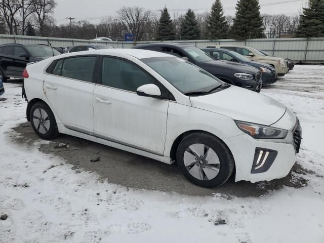 2022 Hyundai Ioniq SE