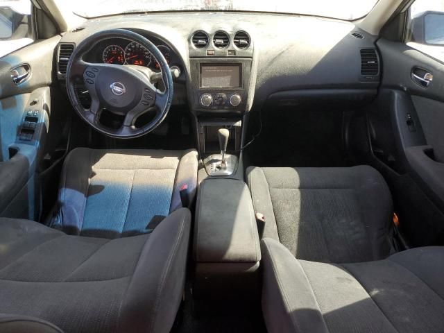 2011 Nissan Altima Base