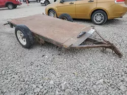 Salvage trucks for sale at Appleton, WI auction: 1999 Utility Trailer