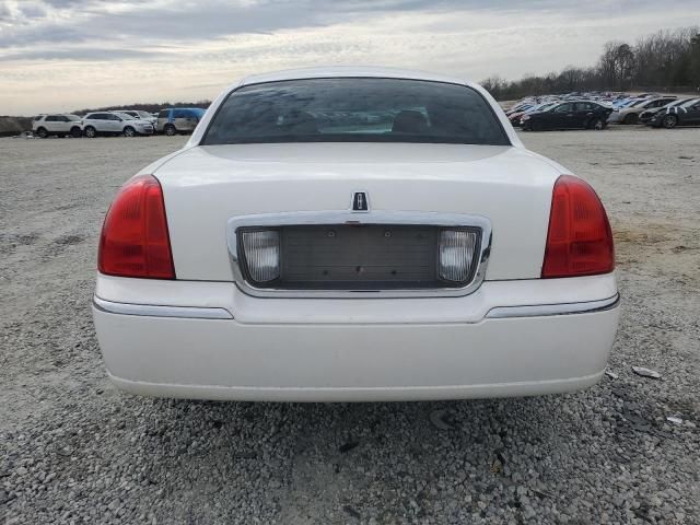 2009 Lincoln Town Car Signature Limited