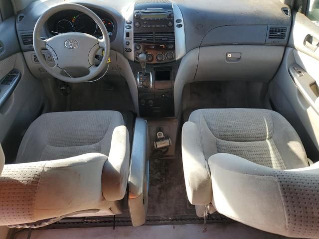 2006 Toyota Sienna CE