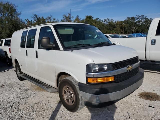 2020 Chevrolet Express G2500