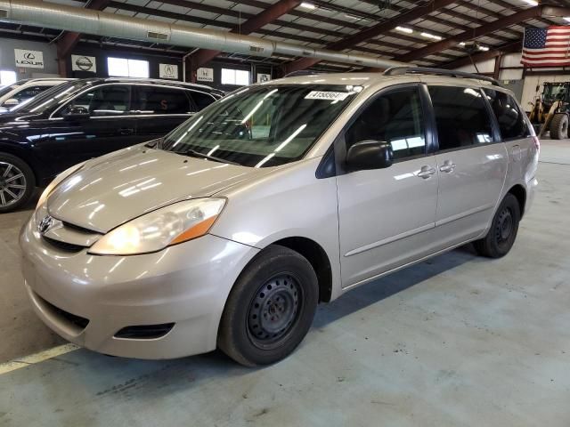 2009 Toyota Sienna CE