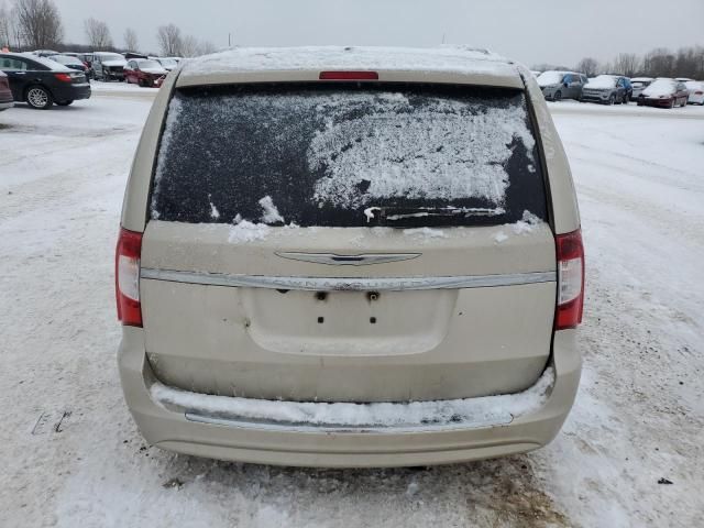 2012 Chrysler Town & Country Touring