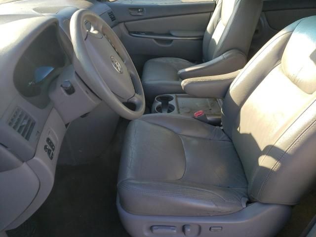 2007 Toyota Sienna CE