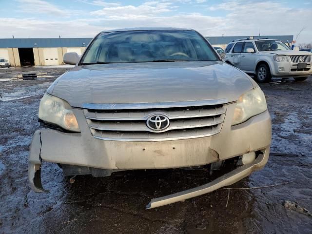 2005 Toyota Avalon XL