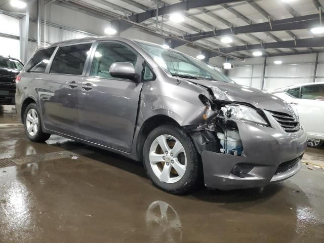 2012 Toyota Sienna LE