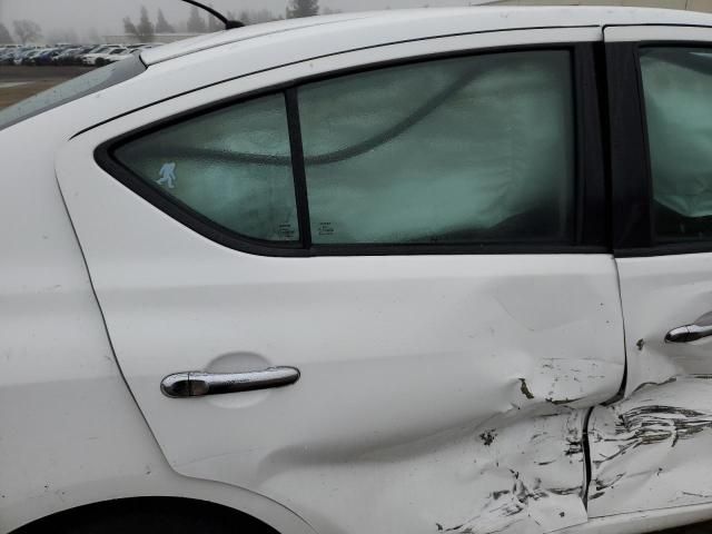 2014 Nissan Versa S