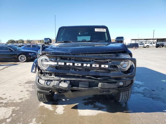 2024 Ford Bronco Outer Banks