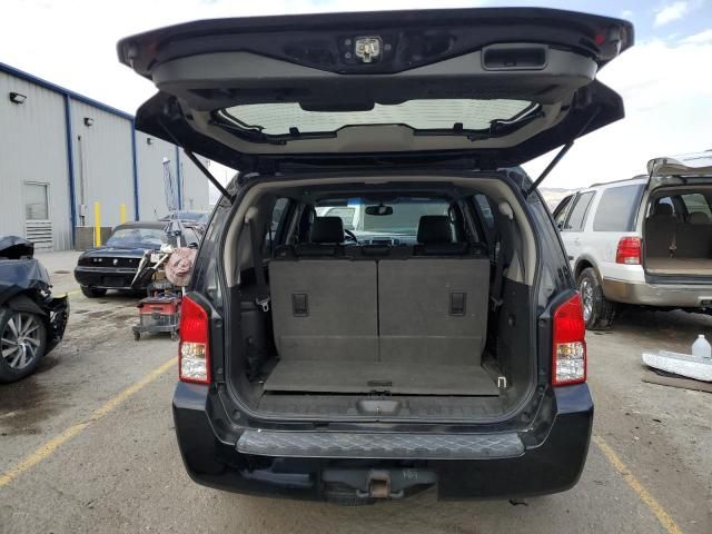 2005 Nissan Pathfinder LE