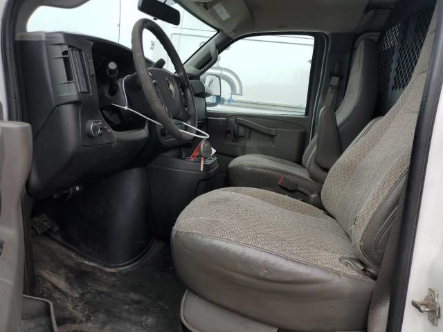 2016 Chevrolet Express G2500