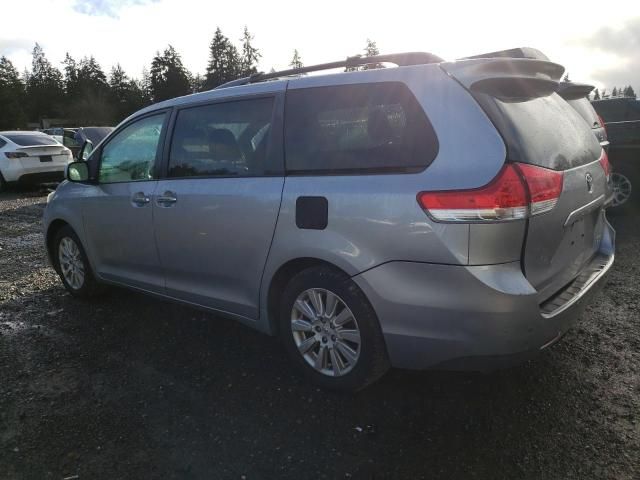 2012 Toyota Sienna XLE