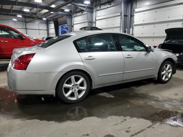 2004 Nissan Maxima SE