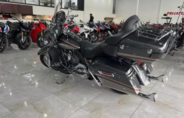 2016 Harley-Davidson Flhtkse CVO Limited