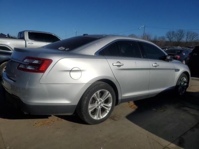 2015 Ford Taurus SE