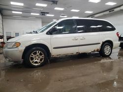 Vehiculos salvage en venta de Copart Cleveland: 2002 Dodge Grand Caravan Sport