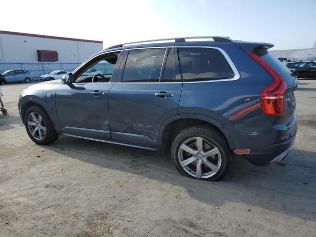 2019 Volvo XC90 T8 Momentum