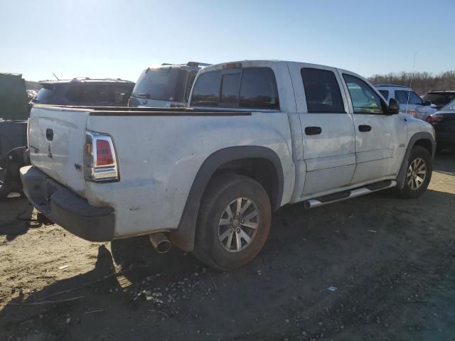 2006 Mitsubishi Raider Durocross