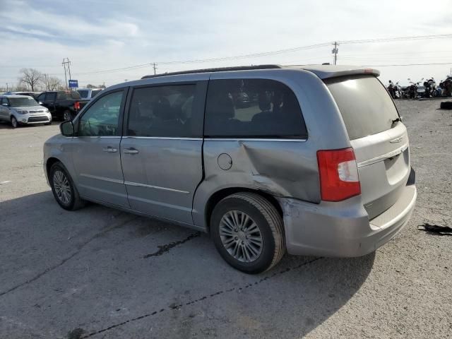 2014 Chrysler Town & Country Touring L