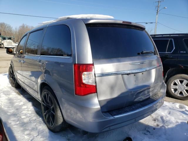 2014 Chrysler Town & Country Touring L