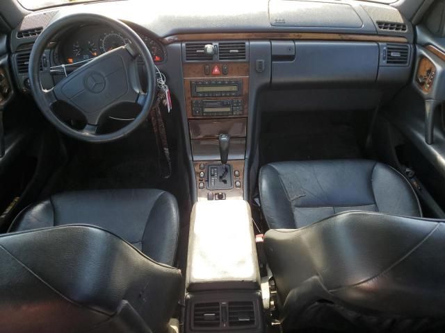 1998 Mercedes-Benz E 320