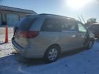 2004 Toyota Sienna CE