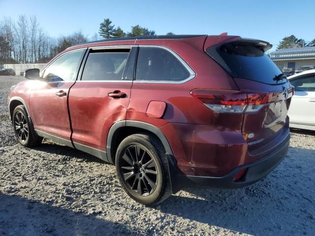 2019 Toyota Highlander SE