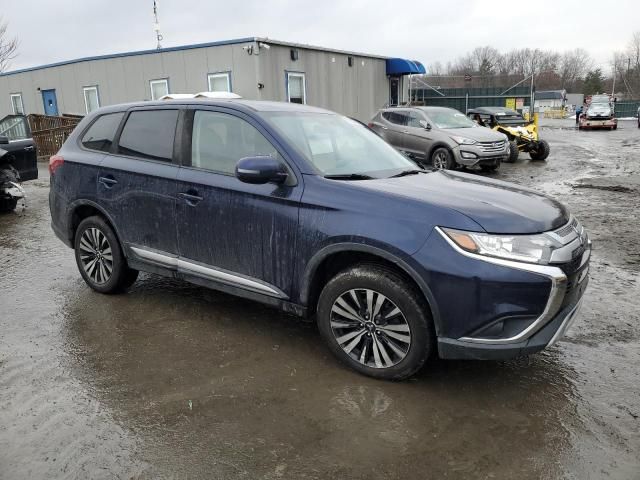 2019 Mitsubishi Outlander SE