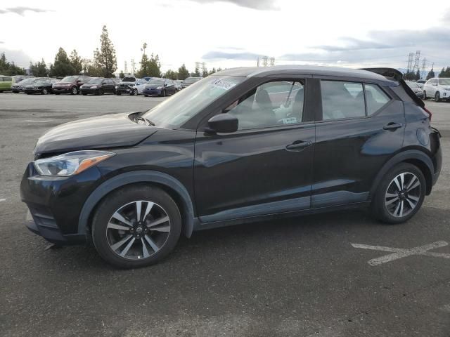 2019 Nissan Kicks S