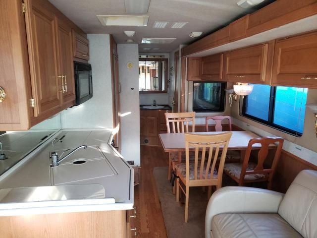 2000 Freightliner Chassis X Line Motor Home