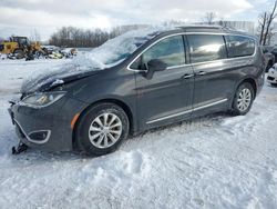 Chrysler Vehiculos salvage en venta: 2017 Chrysler Pacifica Touring L