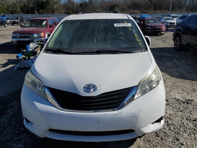 2012 Toyota Sienna LE