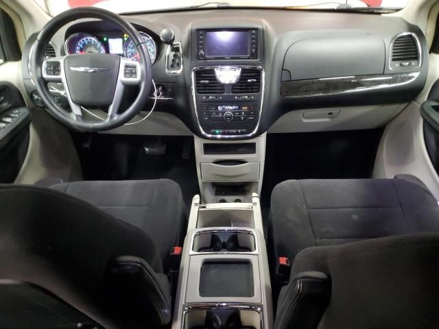 2011 Chrysler Town & Country Touring