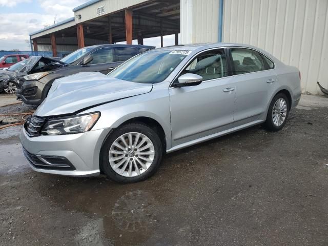 2016 Volkswagen Passat SE