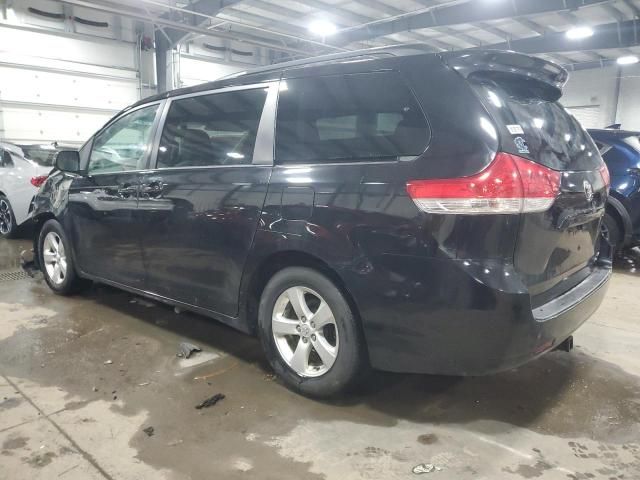 2014 Toyota Sienna LE