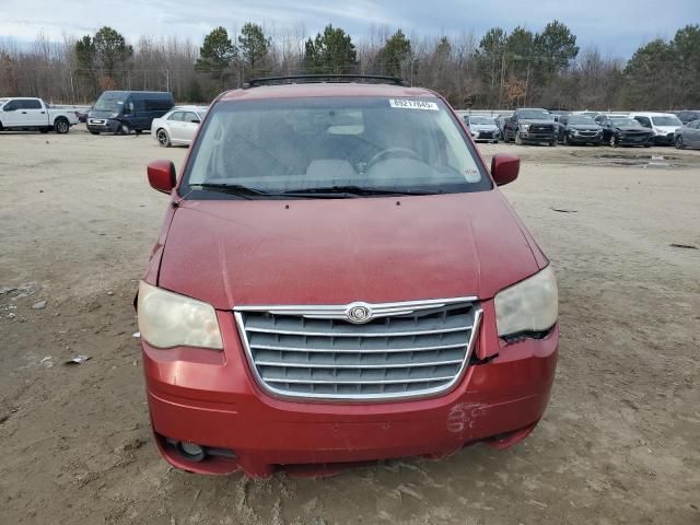 2009 Chrysler Town & Country Touring