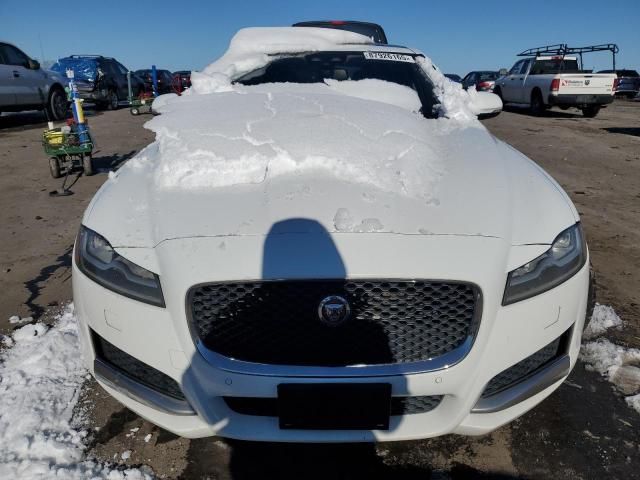 2016 Jaguar XF Prestige