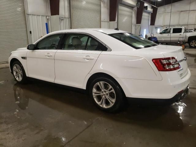 2017 Ford Taurus SEL