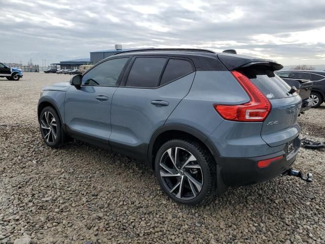 2021 Volvo XC40 T5 R-Design