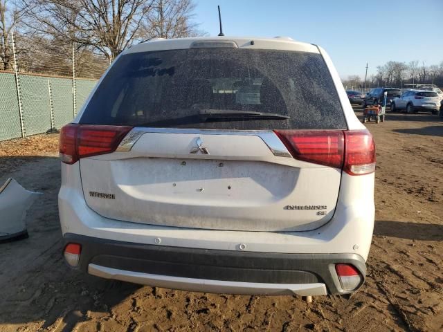 2016 Mitsubishi Outlander SE