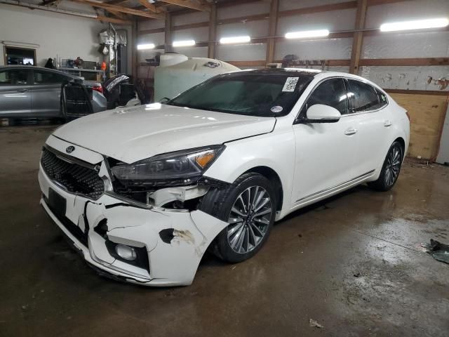 2017 KIA Cadenza Premium