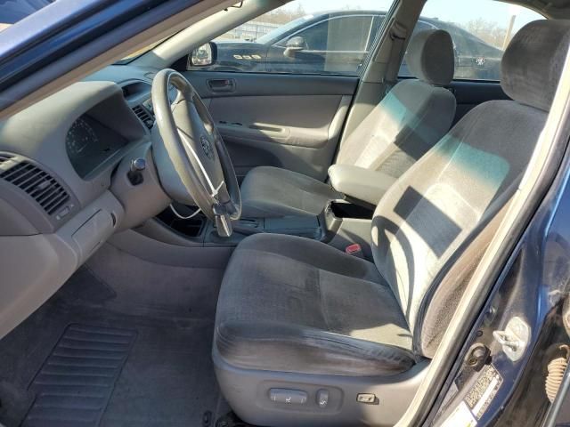 2004 Toyota Camry LE