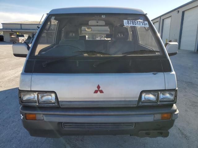 1989 Mitsubishi Delica