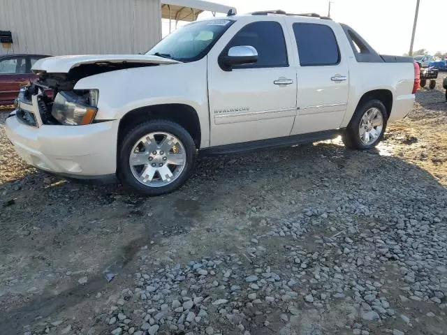 2011 Chevrolet Avalanche LTZ