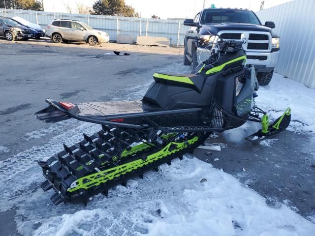 2024 Polaris S24TFG9BS