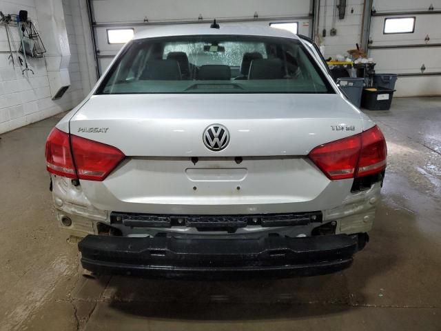 2013 Volkswagen Passat SE