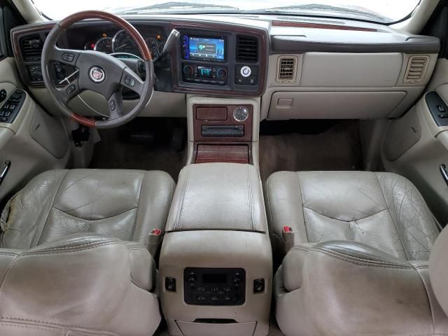 2005 Cadillac Escalade Luxury